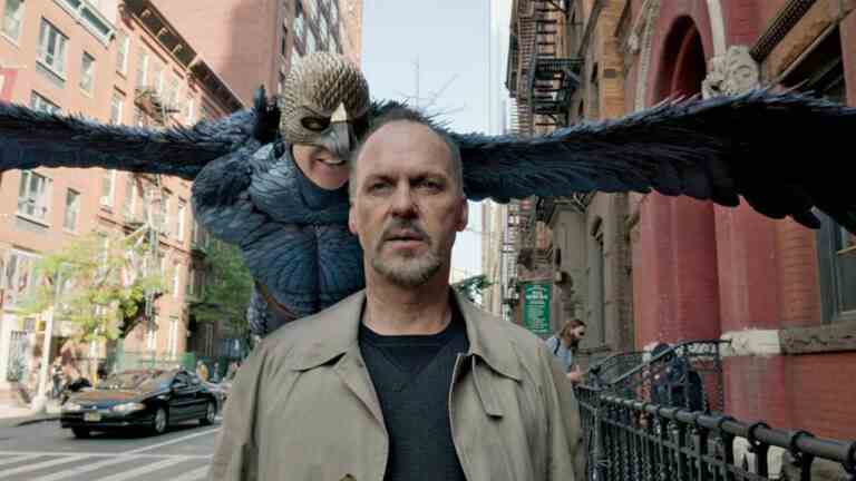 Le réalisateur de Birdman, Alejandro González Iñárritu, se fiche que Robert Downey Jr. ne se soit pas excusé pour son commentaire "lumineux"
