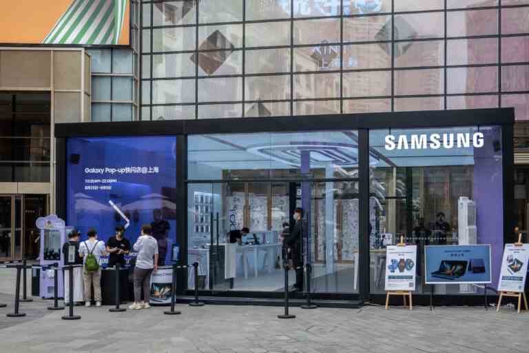 Les bénéfices de Samsung ont plongé en 2022 en raison de la faible demande de puces et de smartphones