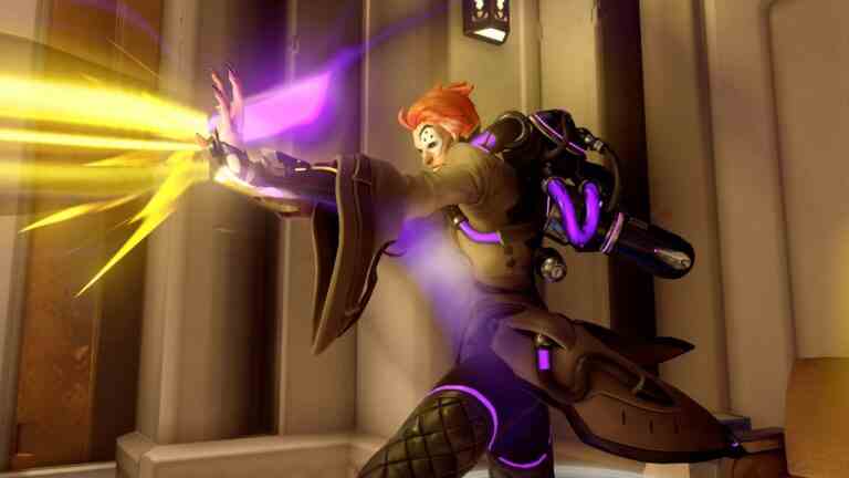 Les notes de mise à jour d'Overwatch 2 annoncent le buff de Moira et les joueurs ne sont pas trop contents
