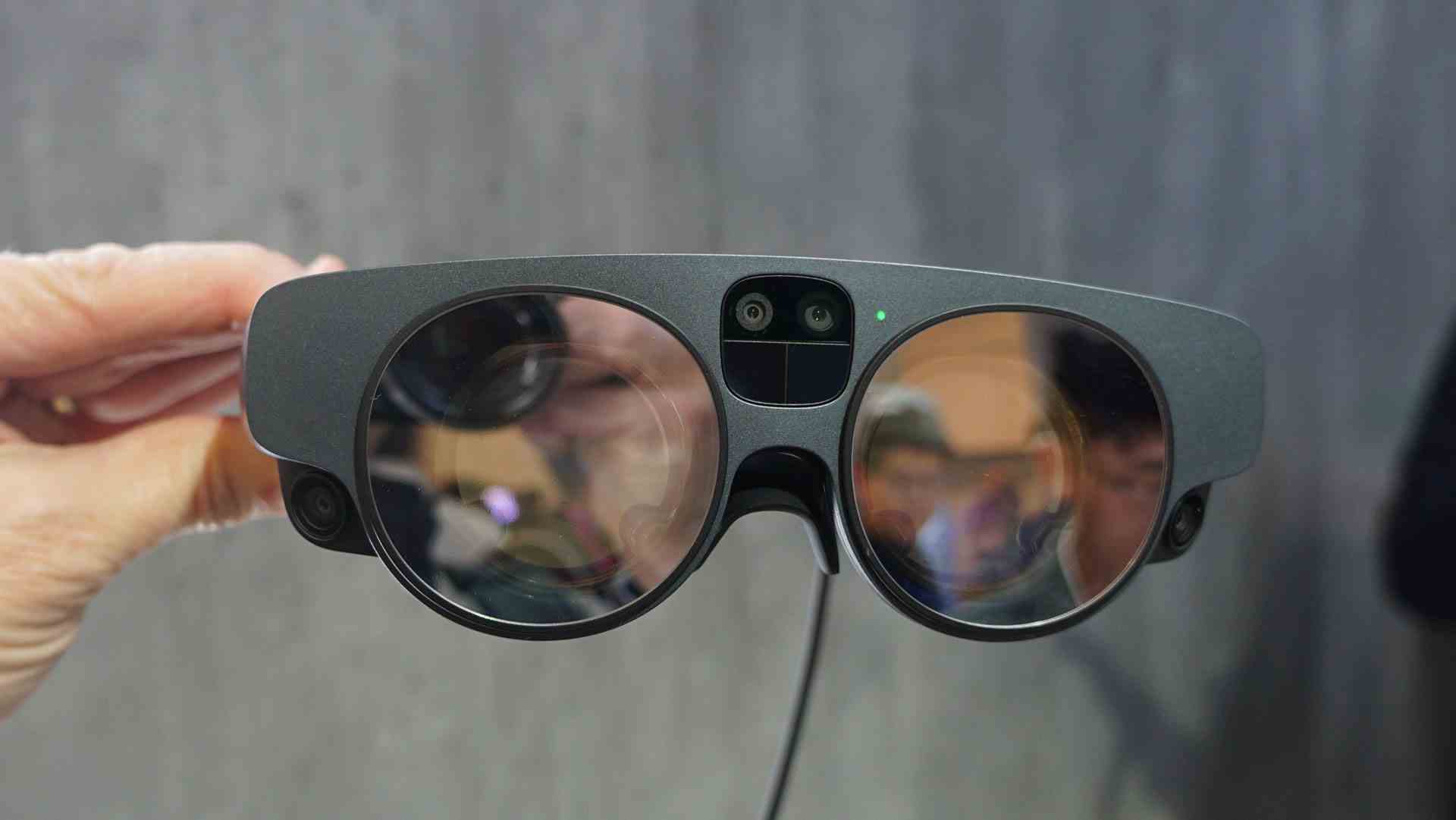 Magic Leap 2 avant