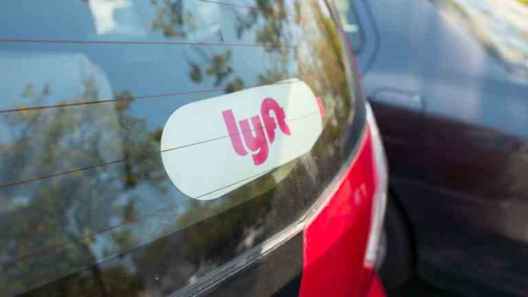 Lyft ajoute des frais de temps d’attente, près de sept ans après Uber