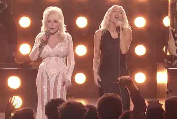 Miley Cyrus et Dolly Parton ‘Wrecking Ball’, duos ‘Je t’aimerai toujours’