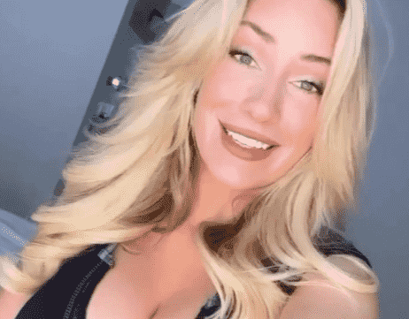 Paige Spiranac fait des pronostics sportifs intrépides pour 2023 (Indice : Bruins)