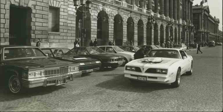 Paris en Pontiac Trans Am