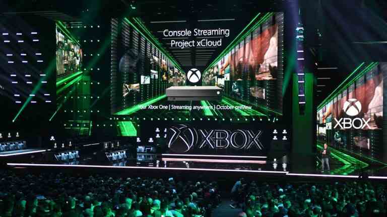 Phil Spencer dit que la vitrine Xbox est prévue autour de l'E3 mais s'arrête avant la confirmation
