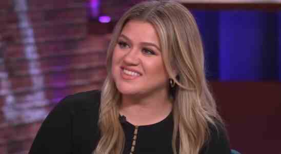 Kelly Clarkson on The Kelly Clarkson Show.