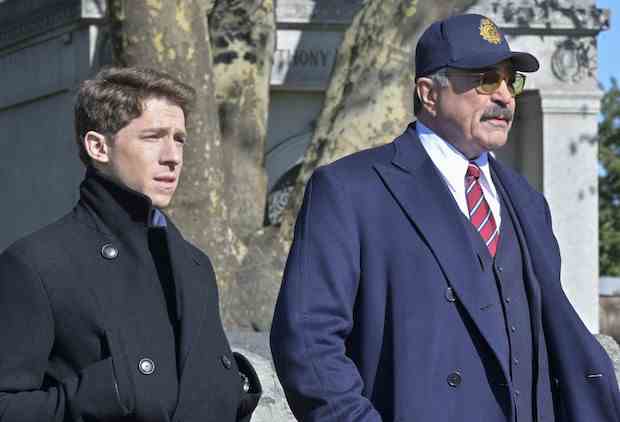 Tom Selleck, Will Hochman ‘Blue Bloods’ Performance – Saison 13 Episode 9