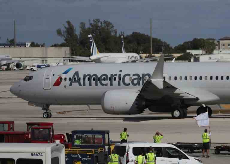 Un travailleur tué sur une rampe à l’aéroport d’Alabama dans un incident d’avion