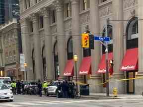 Une femme âgée a été tuée lors d'une agression présumée non provoquée à Yonge et King Sts.  le vendredi 20 janvier 2023.