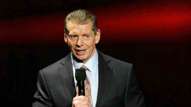 Vince McMahon prépare le retour de la WWE et prévoit de s'élire au poste de président exécutif
