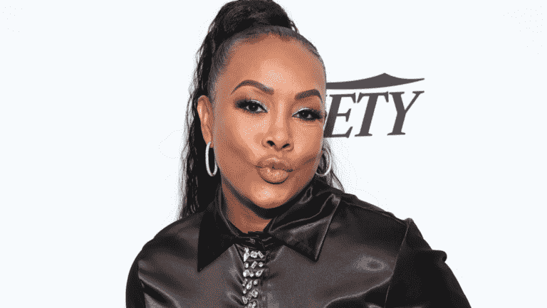  Vivica Fox se rallie pour 'Kill Bill 3' : 'Quentin, allons-y !'  Les plus populaires doivent être lus Inscrivez-vous aux bulletins d'information sur les variétés Plus de nos marques
	
	
