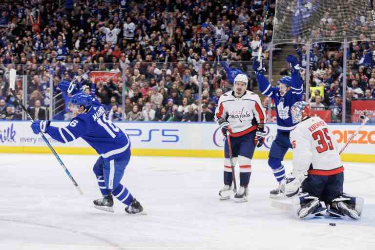 Tavares dispute son 1 000e match, Rielly marque enfin alors que les Leafs battent les Capitals