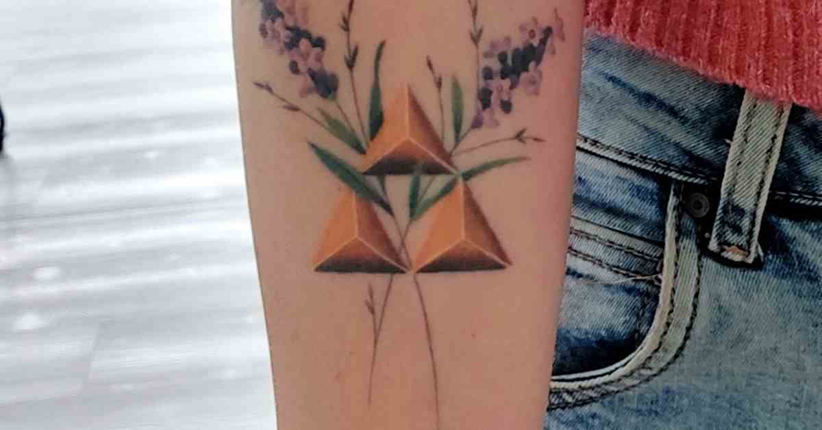  La triforce de The Legend of Zelda est-elle le tatouage de jeu le plus en vogue ?  Probablement
