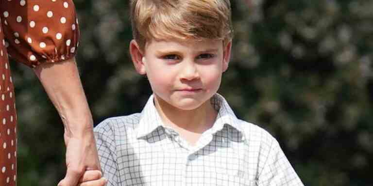 Le cadeau de 8 000 £ du prince Harry pour son neveu, le prince Louis, a une si douce signification derrière lui