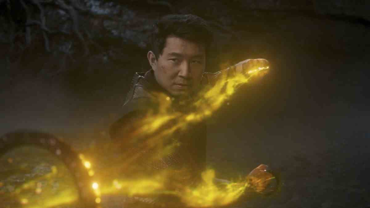 Shang-Chi battling Mandarin with Ten Rings in Marvel movie