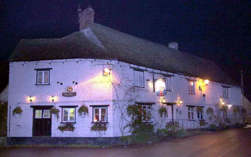 L'incident aurait eu lieu au Rattlebone Inn, à Sherston - Barry Batchelor