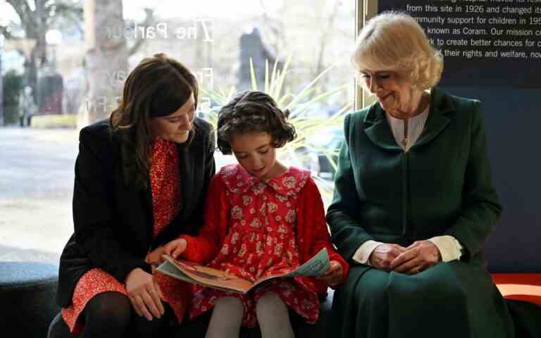 La reine consort salue le pouvoir « qui change la vie » de la lecture