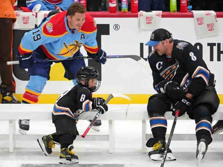 Alex Ovechkin et Ovi Jr. prennent de la glace lors de la soirée All-Star Skills