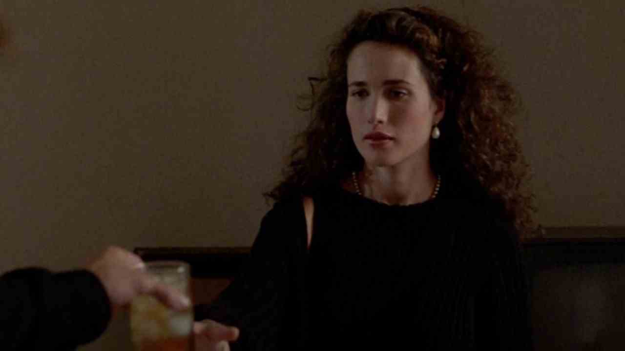 Andie MacDowell dans Sex, Lies and Videotape.