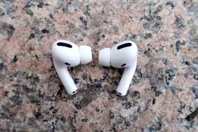 Les AirPods Pro d'Apple sont d'excellents écouteurs sans fil antibruit.