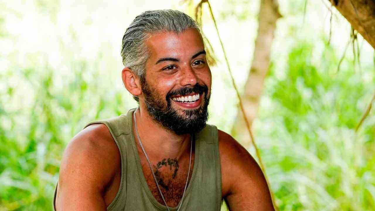 Ricard Foye sourit à Survivor