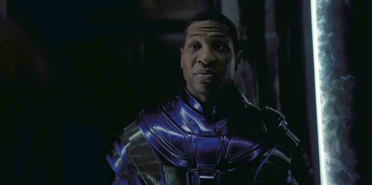 Jonathan Majors d'Ant-Man confirme les détails du major Kang le Conquérant

