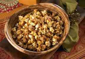 Maïs soufflé à la noix de coco et au curry de noix de cajou – www.popcorn.org