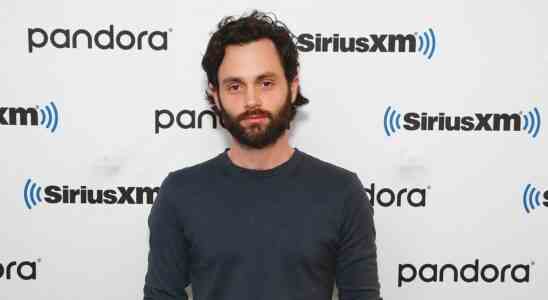 Penn Badgley veut que Cardi B tue son personnage