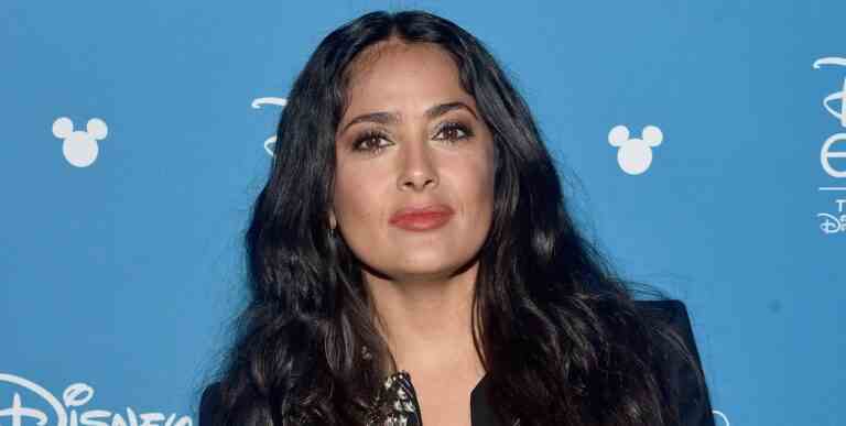 Salma Hayek de Magic Mike révèle qu'elle a presque flashé sa co-star

