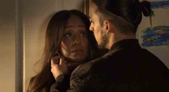 Denise d'EastEnders partage un baiser choc de la Saint-Valentin avec Ravi