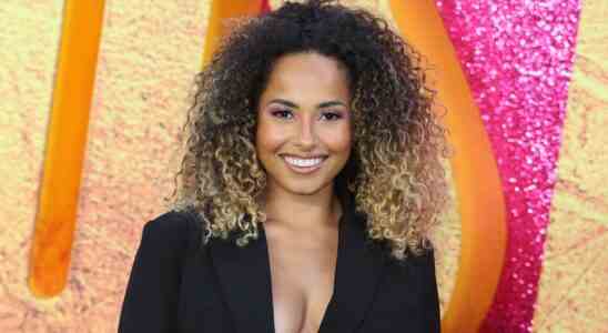 La star de Love Island, Amber Gill, semble confirmer sa relation avec la footballeuse Jen Beattie