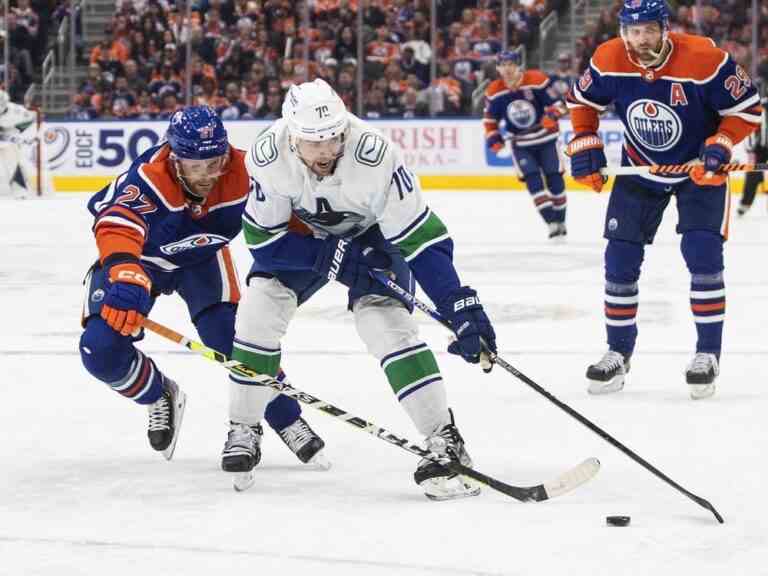 L’attaquant des Canucks Tanner Pearson placé sur LTIR avec une blessure à la main