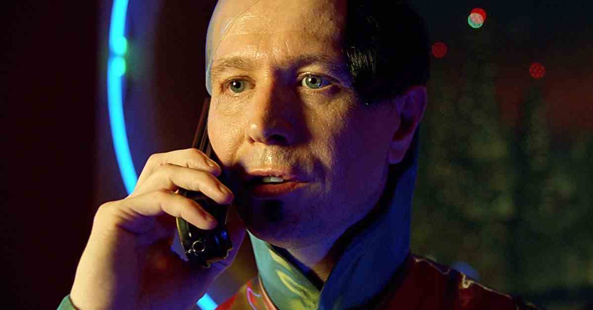 Zorg de Fifth Element fait l'histoire de Marvel Thanos avec beaucoup plus de style
