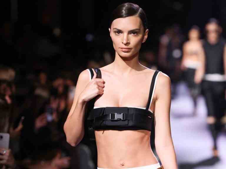 Emily Ratajkowski suscite des spéculations selon lesquelles elle a mis fin à la « situation » avec Eric André