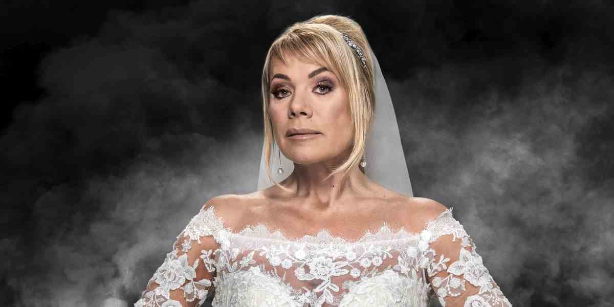 Les fans d'EastEnders repèrent un teaser flashforward dans l'histoire de Sharon

