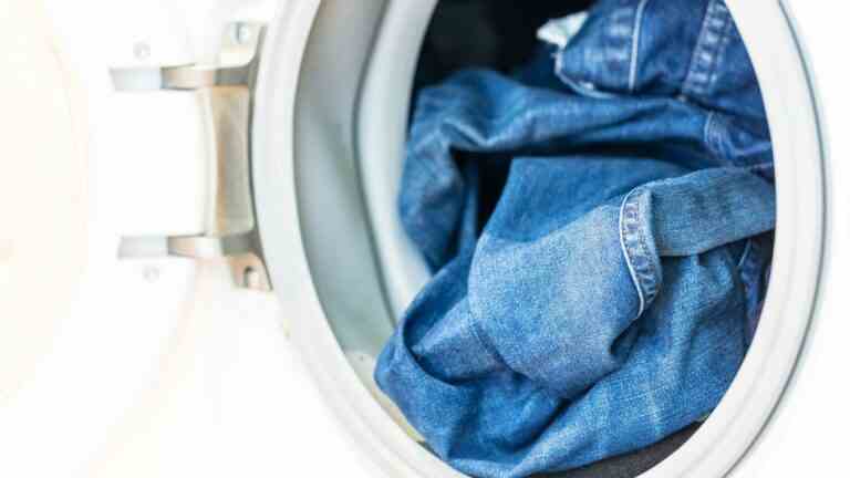 À quelle fréquence devez-vous laver vos jeans ?  – LifeSavvy