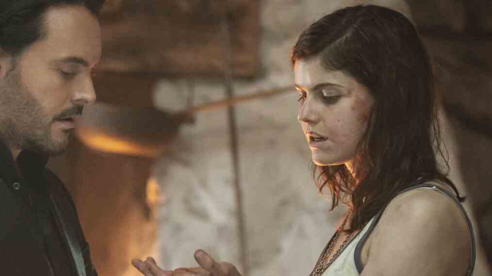 Alexandra Daddario et Jack Huston dans 