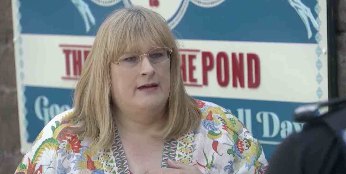 La star de Hollyoaks, Annie Wallace, promet un «redémarrage» pour Sally après un limogeage choc

