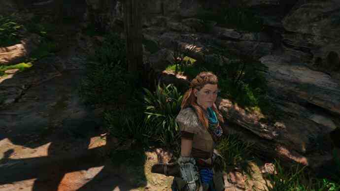 Aloy a l'air très petit dans Horizon Call of the Mountain