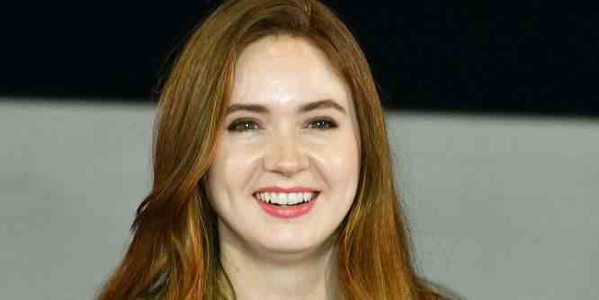 La star de Marvel, Karen Gillan, publie les premières photos de son mariage de l'année dernière

