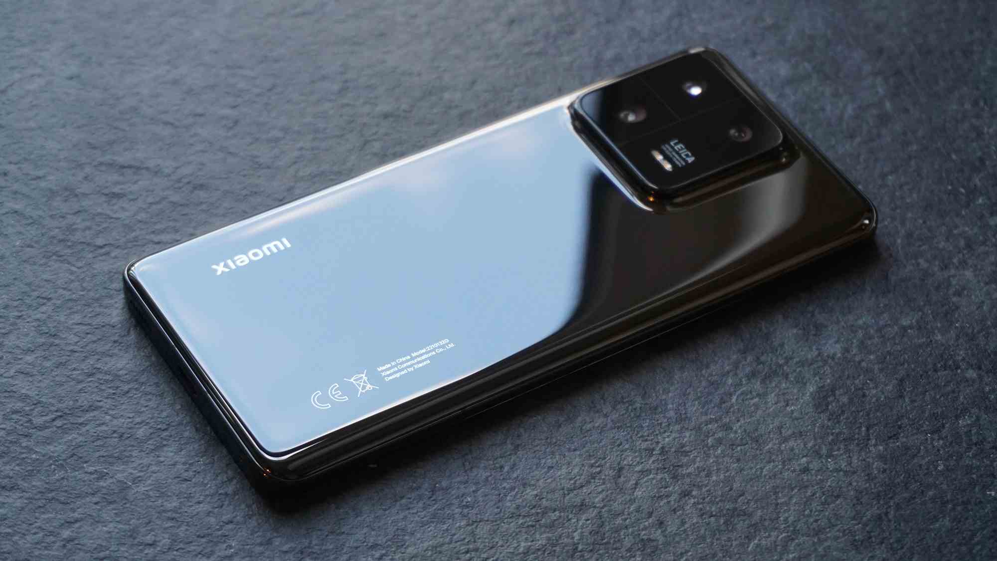 Test du Xiaomi 13 Pro arrière incliné