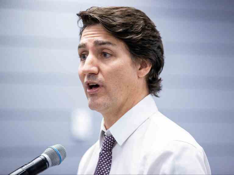 LILLEY: Le dossier de mauvais jugement de Trudeau montre pourquoi il ne peut faire la leçon à personne d’autre