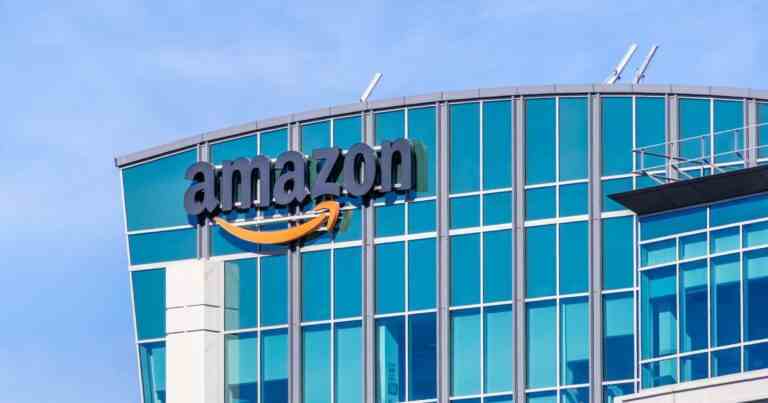 Amazon veut que les employés retournent au bureau en mai