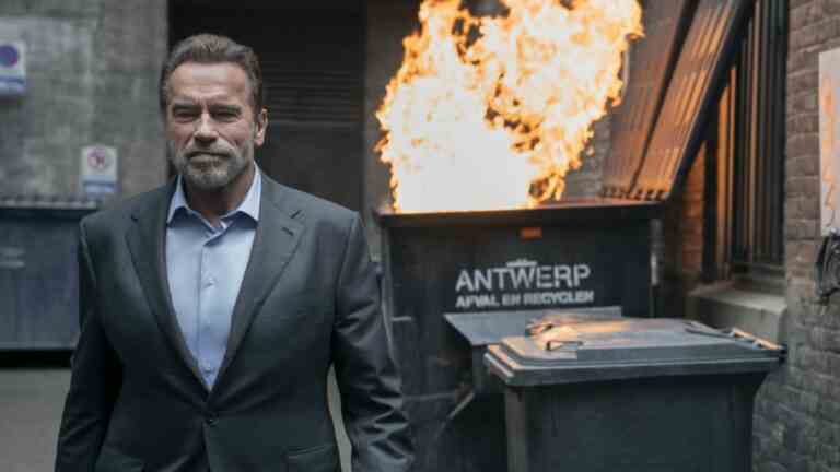 Arnold Schwarzenegger fait un retour explosif dans la nouvelle émission Netflix FUBAR