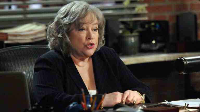 CBS ordonne le redémarrage de Matlock avec Kathy Bates dans le rôle-titre
