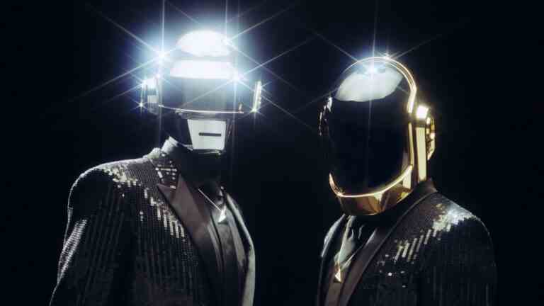 Daft Punk va sortir l'édition anniversaire "Random Access Memories" avec neuf titres bonus Les plus populaires doivent être lus Inscrivez-vous aux newsletters Variety Plus de nos marques
	
	
