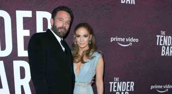 Internet ne peut pas en avoir assez de Ben Affleck qui a vraiment l'air de ne pas vouloir être aux Grammys avec JLo