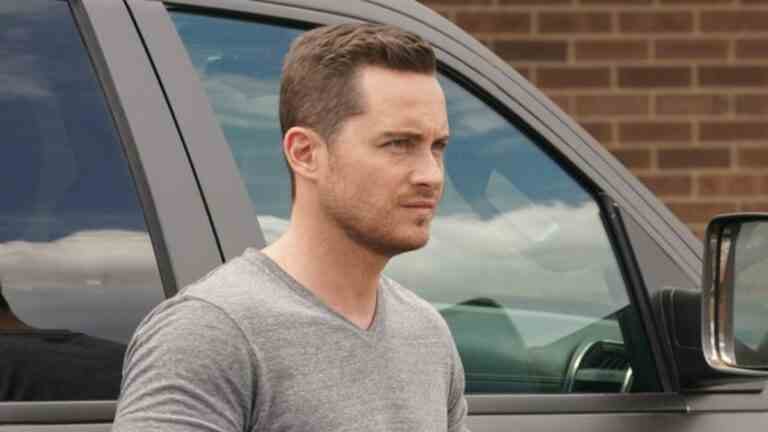 jesse lee soffer in chicago p.d. season 10