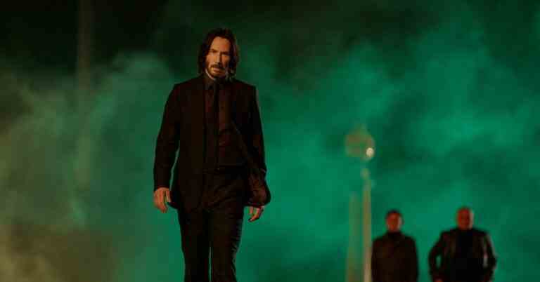 John Wick Chapter 4 met l'un de nos plus grands héros d'action dans une combinaison prothétique géante
