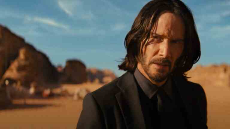 John Wick se procure une arme à feu et part en guerre dans la nouvelle bande-annonce de John Wick 4